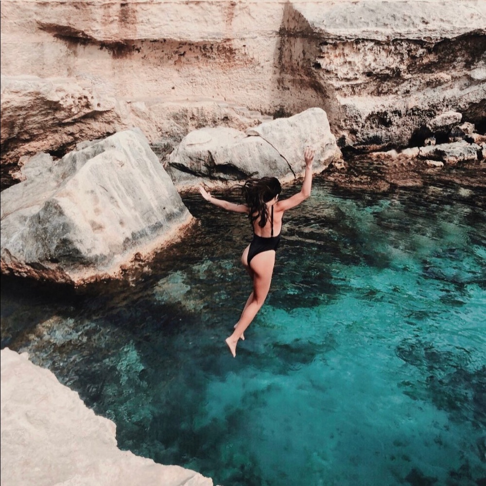 Meet your Posher, Kona